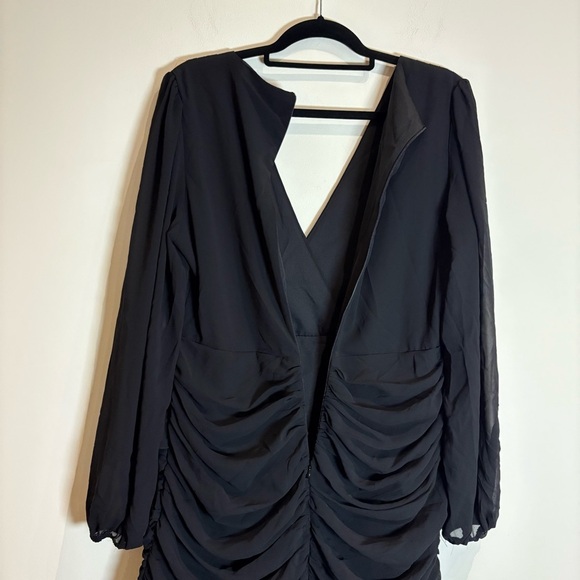 SHOWPO BLACK CAN I BE YOUR HONEY MINI DRESS Size 10 - Picture 6 of 8